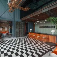 Sugar Marina Hotel -AVIATOR- Phuket Airport: Nai Yang Plajı şehrinde bir otel