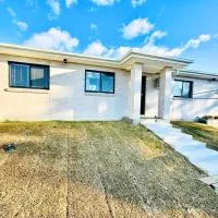 2 Bedrooms Minimalist Home in Moss Vale, hotel din Moss Vale