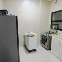 Daḩārīz에 위치한 호텔 Sfara apartment