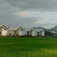 Tiny house homestay & cafe 5 units, hotell i Ban Mai Lao Yao