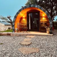 Welcome to the pod, hotel near Ireland West Airport Knock - NOC, Balnacart