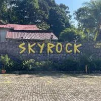 SKYROCK VILLA SG LEMBING, viešbutis mieste Sungai Lembingas