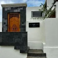 Viesnīca Umah tumbu villa, private villa pilsētā Seraya