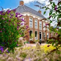 Herberg Het Rechthuis, hotel v destinaci Rinsumageest