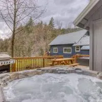 Riverbend Retreat 3 - Riverfront, Hot Tub, BBQ Pet Friendly, hotel di Rhododendron