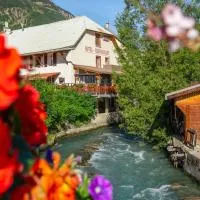 Logis Hôtel et Spa Le Christiania, hotel v mestu La Salle Les Alpes