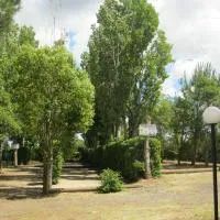 Camping Le Rebau, hotel a Montblanc
