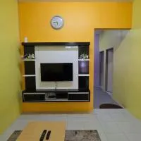 Andalus Homestay، فندق في جيرانتوت