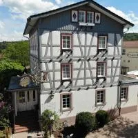 Birkenfelder Hof, hotel v mestu Birkenfeld