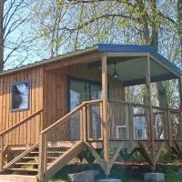Les Cabanes d'Isa - Cab'Vert, hotel en Flexanville