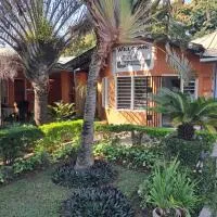 Kaps Villa and Lodge, hotell i Ndola