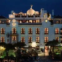 Hotel El Pilar Andalucia, hotel sa Estepona