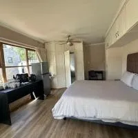 Suite Dreams Garden Dream Cottage, Hotel in Panorama