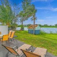2BR Lakeside Getaway - Peaceful Waterfront Stay, ξενοδοχείο σε Davie