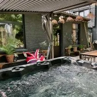 maison d'hôtes jacuzzi extérieur 10mn Lille centre, hotel v mestu Saint-André