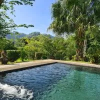 Los Gallitos Eco Lodge, hótel í San Miguel