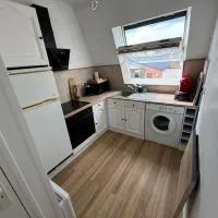 Studio cosy proche de Paris، فندق في درانسي