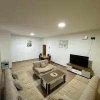 Apartmani Samardzic,格拉迪什卡的飯店