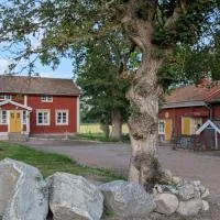 Drängstugan Bärsta 5, hótel í Kolbäck