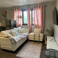 A Touch Of Pink On 16th Ave, ξενοδοχείο κοντά στο Αεροδρόμιο Merrill Field - MRI, Ανκορέιτζ