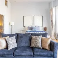 Loft Suite Walk to Conv Center Free Parking, hotel din San Diego