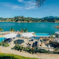 Viajero Guatapé Hostel & Lake Club, hotel sa Guatapé