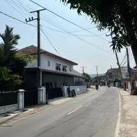 Hotel daundaun, hôtel à Tjikakaka