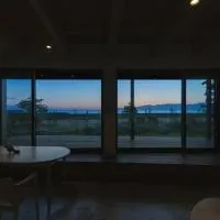 氷見のうみと, hotel u gradu 'Ao'