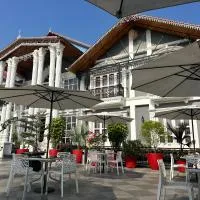 YKC Hotels & Resorts, hotel a Bāghdogra