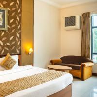 Hotel Royal Palace Jalgaon, hotel near Jalgaon Airport - JLG, Jālgaon