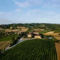 SPINEROLA Nature Living in Monferrato ADULTS ONLY, hotell i Moncalvo