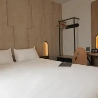 B&B HOTEL Carcassonne Rocadest La Cité, hotel a Carcassona