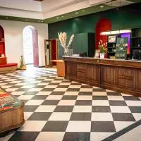 B&B HOME Brides-les-Bains Les 3 Vallées, hotel din Brides-les-Bains