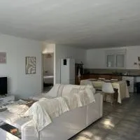Maison avec jardin en Provence, hôtel à Oraison