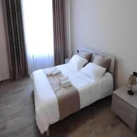Transit HoteL, hotel v destinaci Geghanist