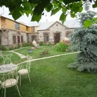 Hacarat Guest House, hotel v destinaci Gavarr