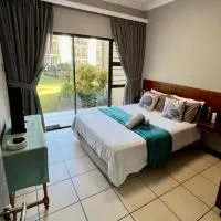 Topanga 11, Seaside Bliss!, ξενοδοχείο σε Uvongo Beach