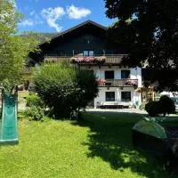 Appartement Unterstein 1, готель у місті Нідернзілль