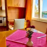 Ride & Rest, Budget, Waschmaschine, Wohnzimmer, Küche, Radlgarage, hotel em Altötting