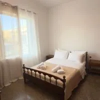 Coastal Comfort 110, hotel em Perivólia