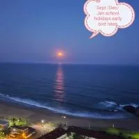 Sea facing apartment 1703 on High Tide Amanzimtoti, hotel ad Amanzimtoti