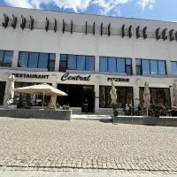 Complex Turistic Central，伯伊萊海爾庫拉內的飯店