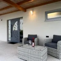 Bungalov SOLARIS - Kuchařovice u Znojma, hotel v destinácii Kuchařovice