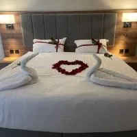 سمايا سويت للشقق المخدومة, hotel v destinácii Āl Ţāwilah