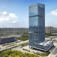 Doubletree By Hilton Zhengzhou East, хотел в Женгжо