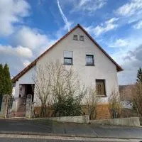 Ferienwohnung Am Pfaffenberg, hotel u gradu 'Weilmünster'