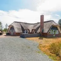5 star holiday home in Rømø、Kongsmarkのホテル