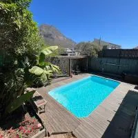 The Berg Surf Shack, hotel di Muizenberg