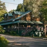 MacTaverne, Hotel in Val-David