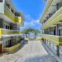 Urbanview Hotel Saikhwan Pantai Sayang Heulang Pameungpeuk Garut by RedDoorz, отель в городе Cilauteureun